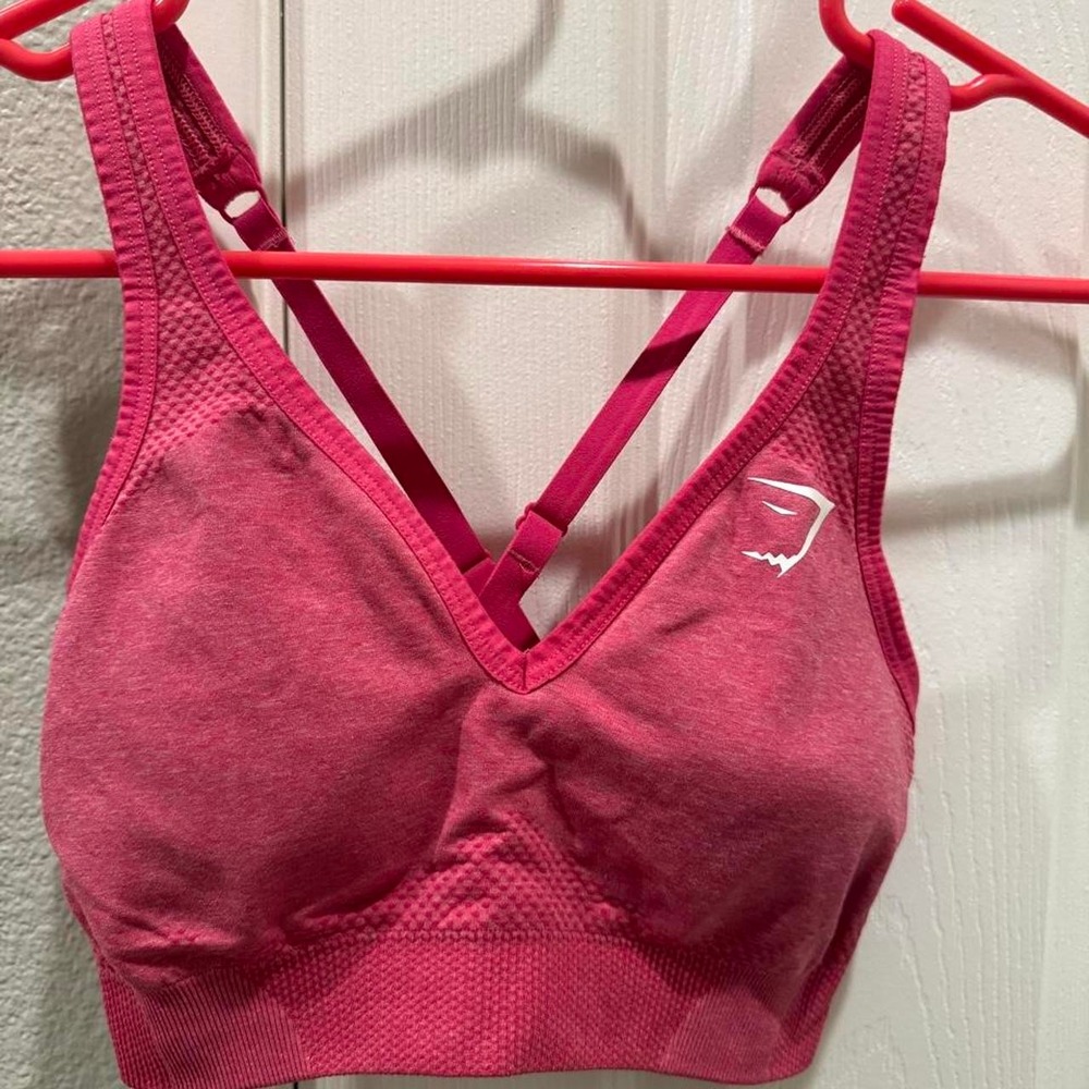 Gymshark hot pink sports bra size Small